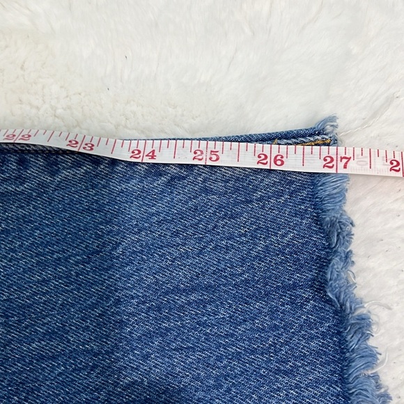 Levi’s premium denim distressed 501 wedgies - Picture 10 of 11